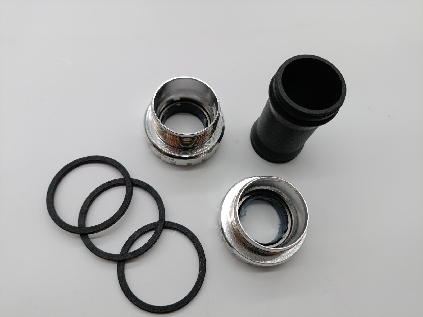Hollowtech II Innenlager BSA 68/73mm – kompatibel mit Shimano Deore / Alivio